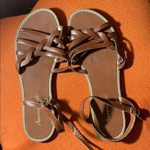 American eagle sandals